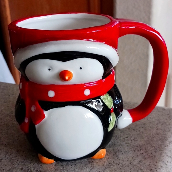 Christmas Penguin Mug - Picture 1 of 4